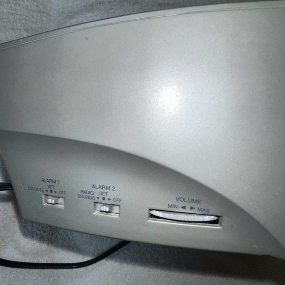 Preowned 2003 TimexNature Sounds Alarm Clock T608T (CD Not Working) - Picture 8 of 11